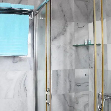 Marina 4* Naousa (Paros)