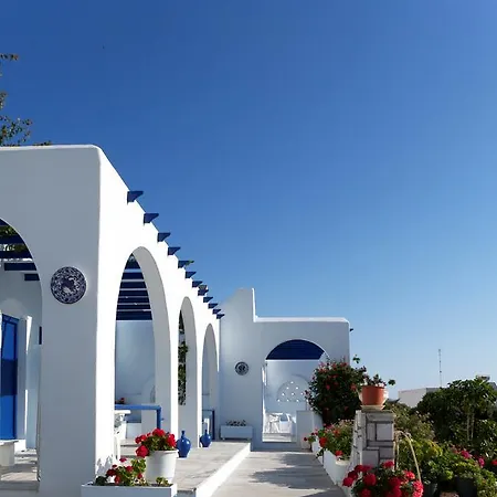 Marina Apartahotel Naousa (Paros)
