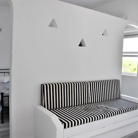 Marina 4* Naousa (Paros)