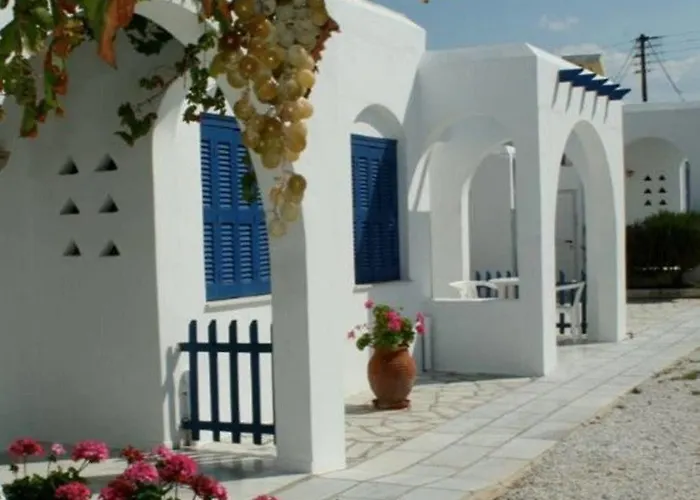 Aparthotel Marina Naousa