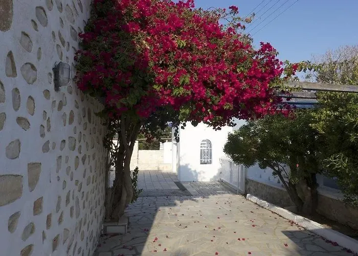 Marina Aparthotel Naousa