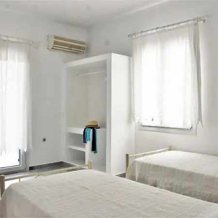 Marina 4* Naousa (Paros)