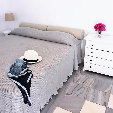 Marina 4* Naousa (Paros)