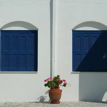 Marina 4* Naousa (Paros)