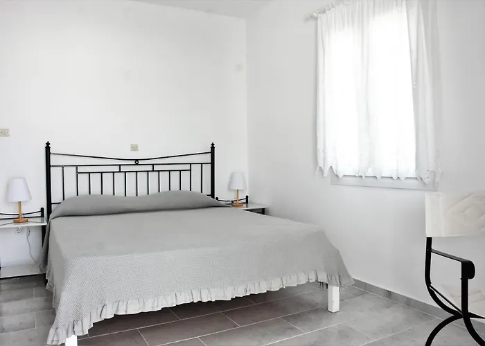 Marina Apartmanhotel Náusza